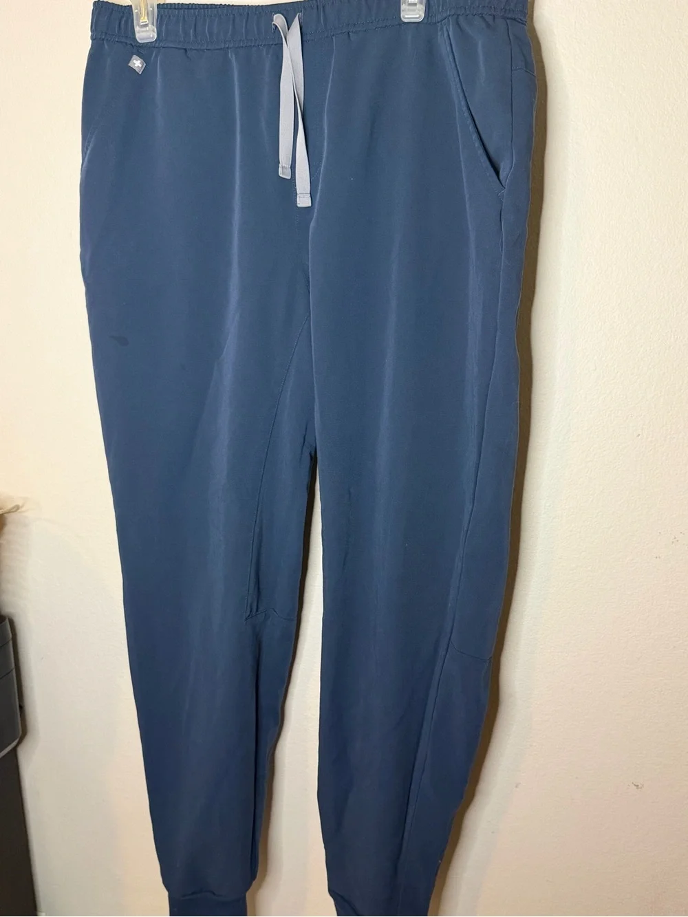 FIGS Men’s Navy Pull-On Joggers